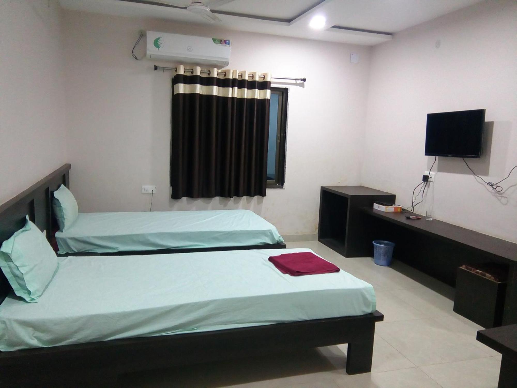 Hotel Indraprasth Balangir المظهر الخارجي الصورة